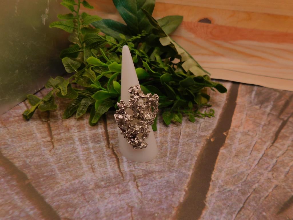 JEWELRY SALE! ROCK STONE LAPIDARY SPECIMEN: It sometimes takes up to three weeks to ship, and announcements are made during the auction that affect some items. Items can be picked up in Thayer, MO, BY APPOINTMENT ONLY, and? Please make sure you