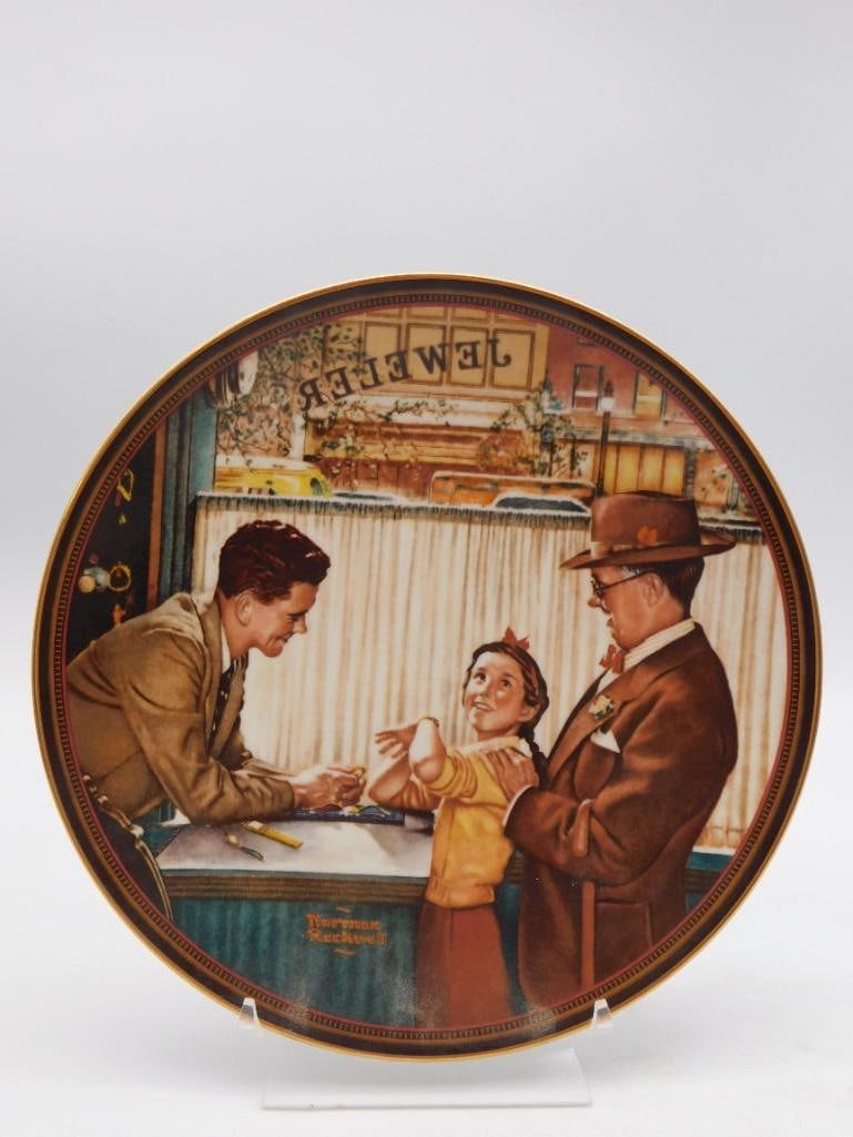 Norman Rockwell 'A Time to Keep' Knowles Collector Plate (1 of 2)