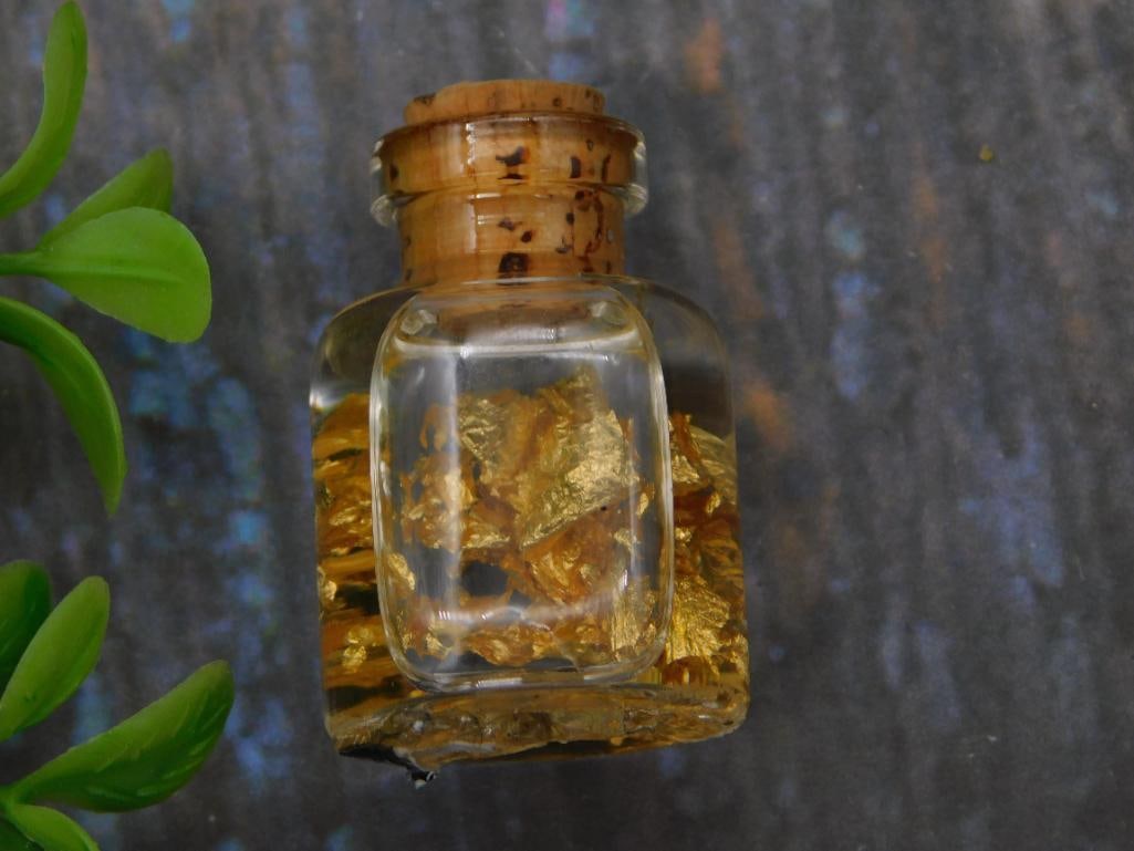 Gold Leaf Flake Specimen Bottle - 3