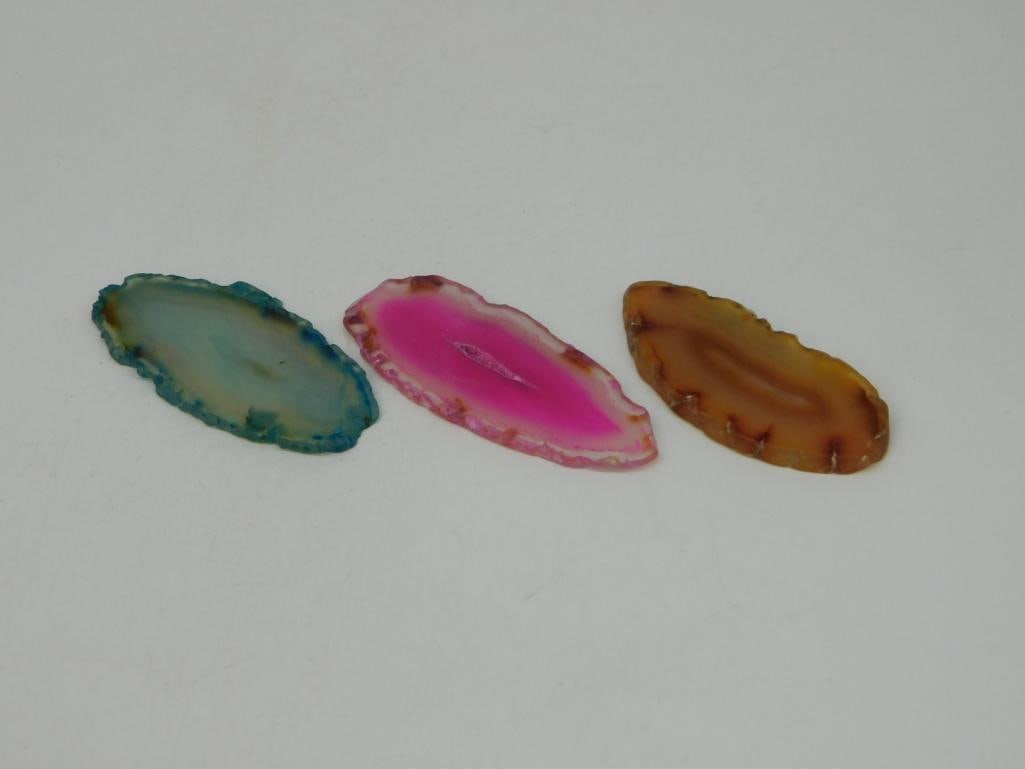 AGATE SLICE ROCK STONE LAPIDARY SPECIMEN: Agate Slice Rock Stone Lapidary Specimen. See photos for exact size and condition.