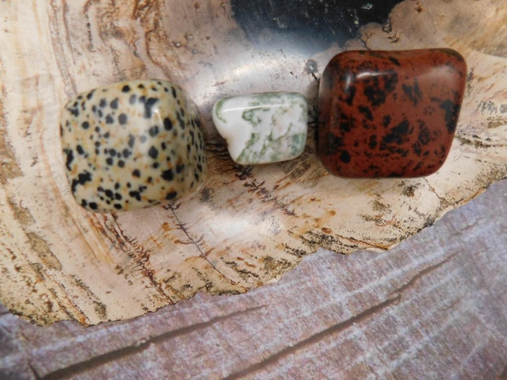 JEWELRY SALE! ROCK STONE LAPIDARY SPECIMEN: We are an auction house conducting a live auction with several hundred lots. It sometimes takes up to three weeks to ship, and announcements are made during the auction that affect some items. *******