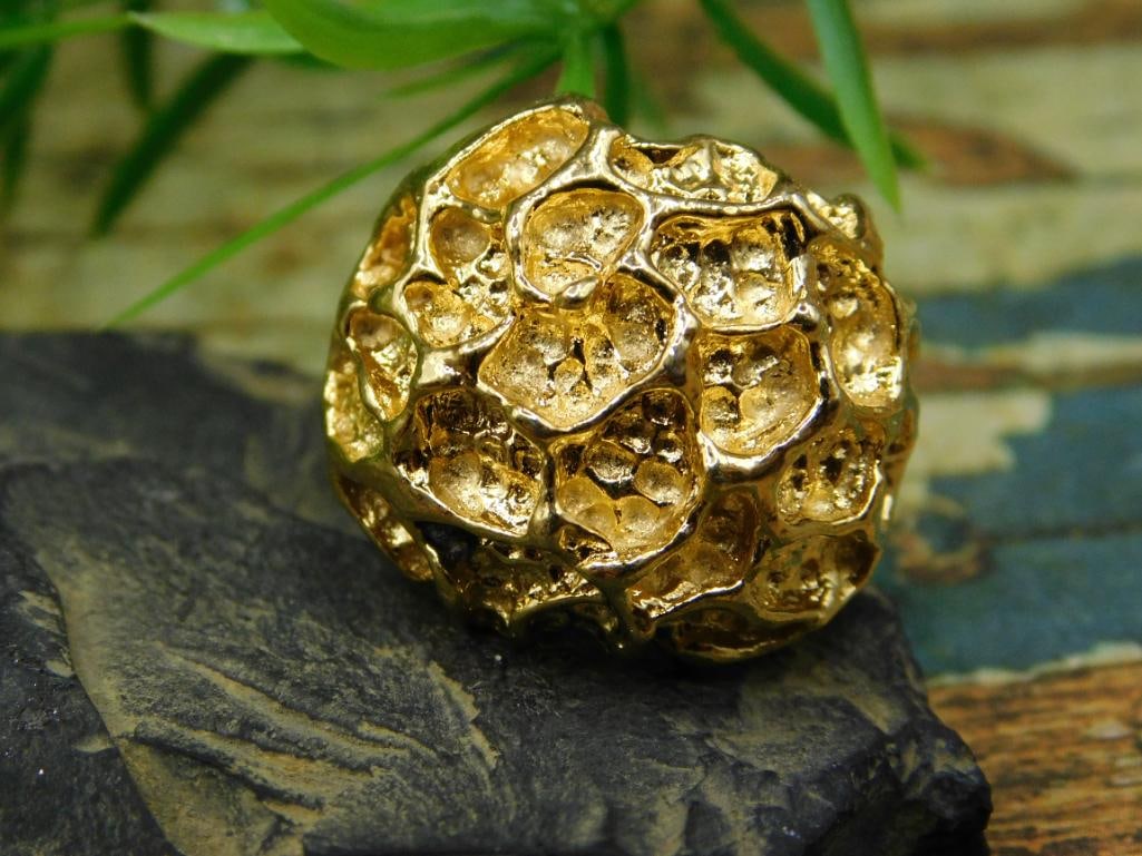 JEWELRY SALE! ROCK STONE LAPIDARY SPECIMEN: We are an auction house conducting a live auction with several hundred lots. It sometimes takes up to three weeks to ship, and announcements are made during the auction that affect some items. *******