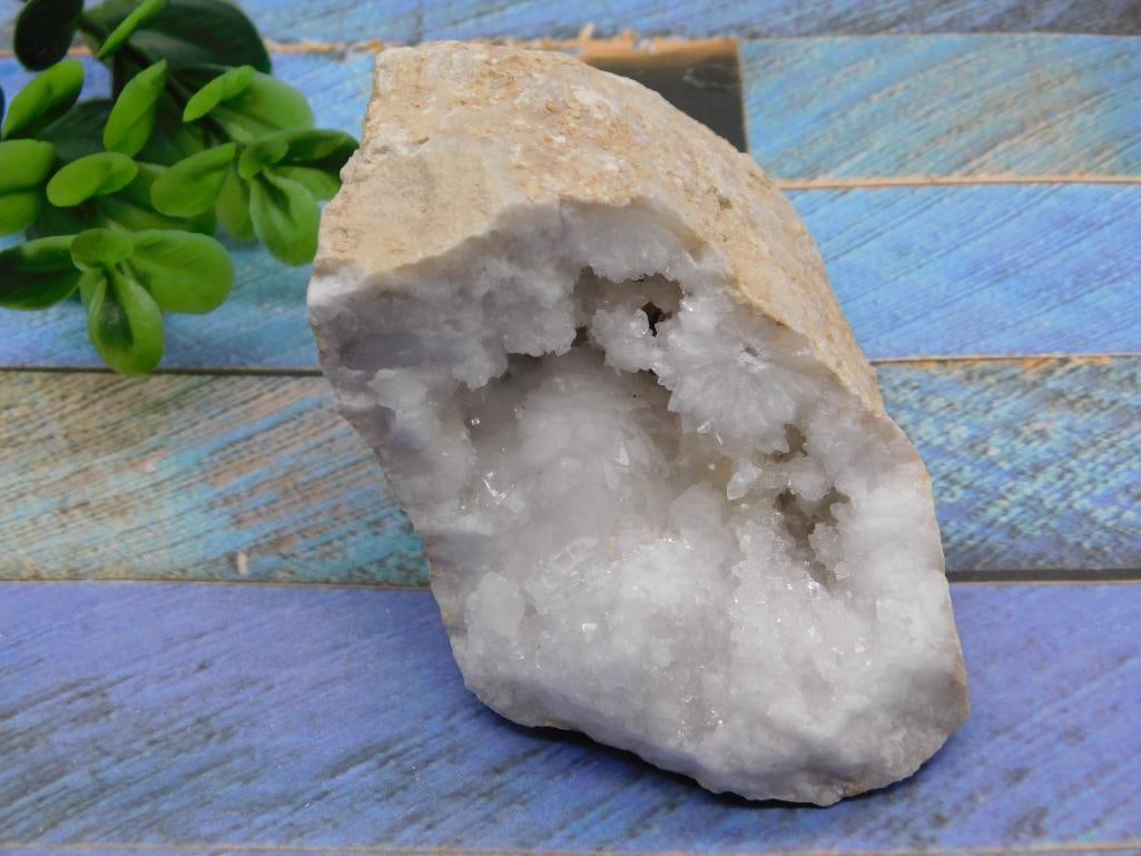 GEODE ROCK STONE LAPIDARY SPECIMEN (1 of 4)