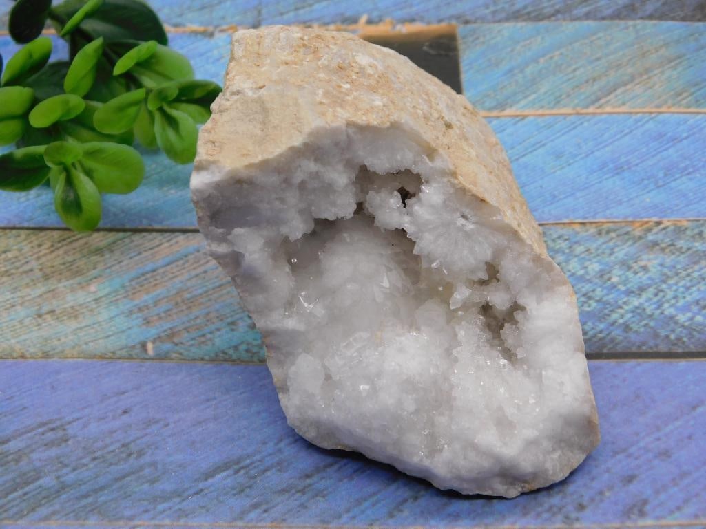 GEODE ROCK STONE LAPIDARY SPECIMEN - 3