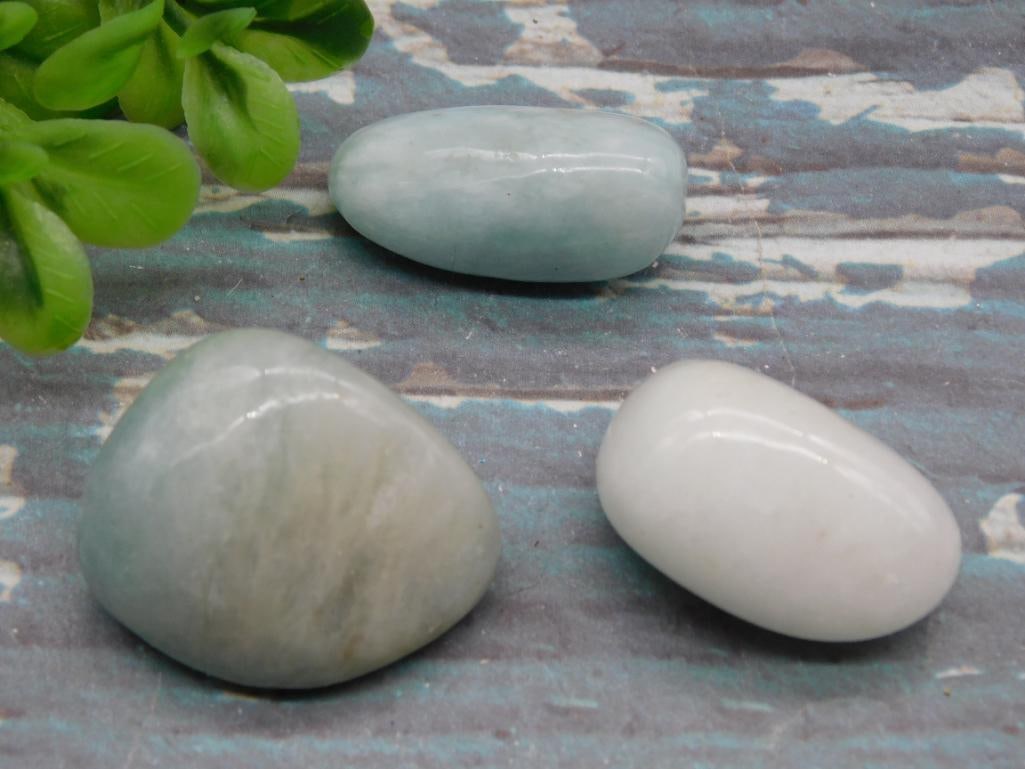 ROCK STONE LAPIDARY SPECIMEN - 4