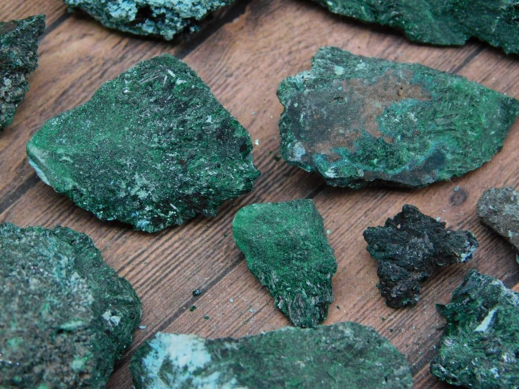 MALACHITE ROCK STONE LAPIDARY SPECIMEN - 2