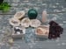 MIXED LOT ROCK STONE LAPIDARY SPECIMEN: MIXED LOT ROCK STONE LAPIDARY SPECIMEN - Authentic estate find offered in our online auction. Perfect for collectors, resellers, and enthusiasts of vintage, antiques, minerals, rocks, crystals, jewelr