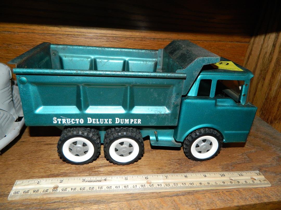 Structo Deluxe Dumper Dump Truck: For Details and Measurements, See Photos.