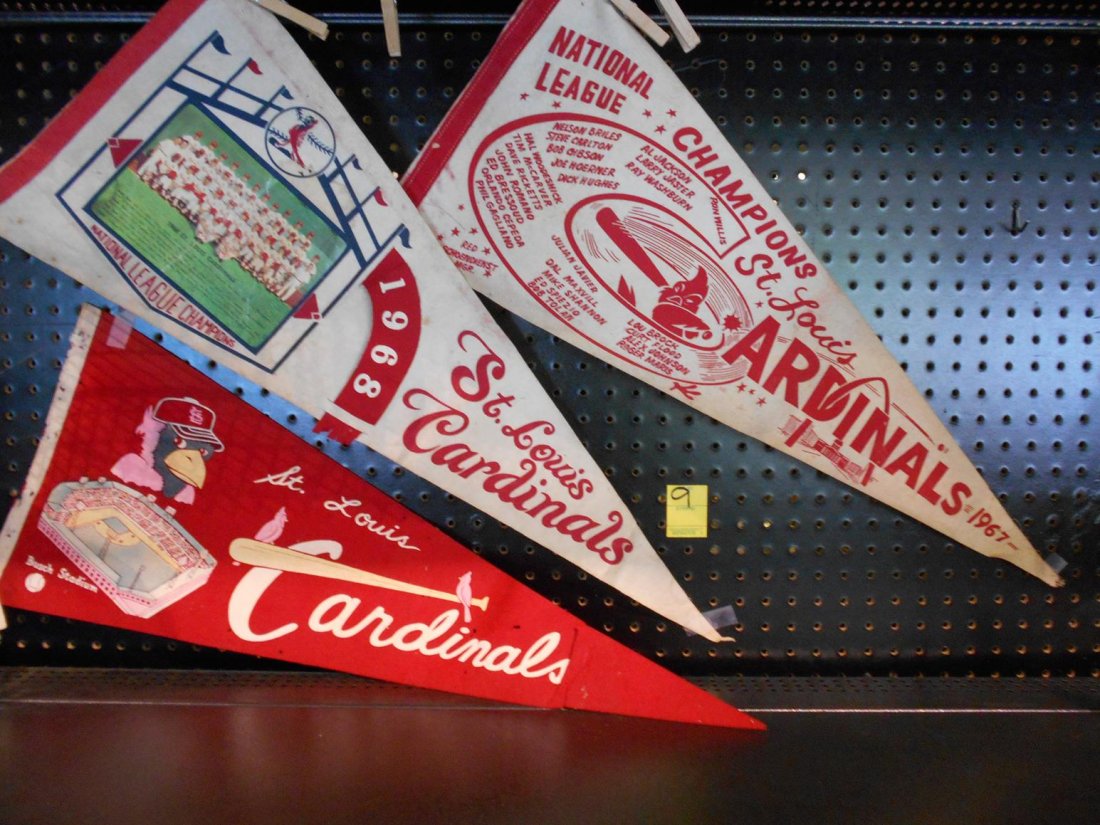 ST LOUIS CARDINALS PENNANTS, 1968 NATIONAL LEAGUE: See photos for measurements and descriptions.