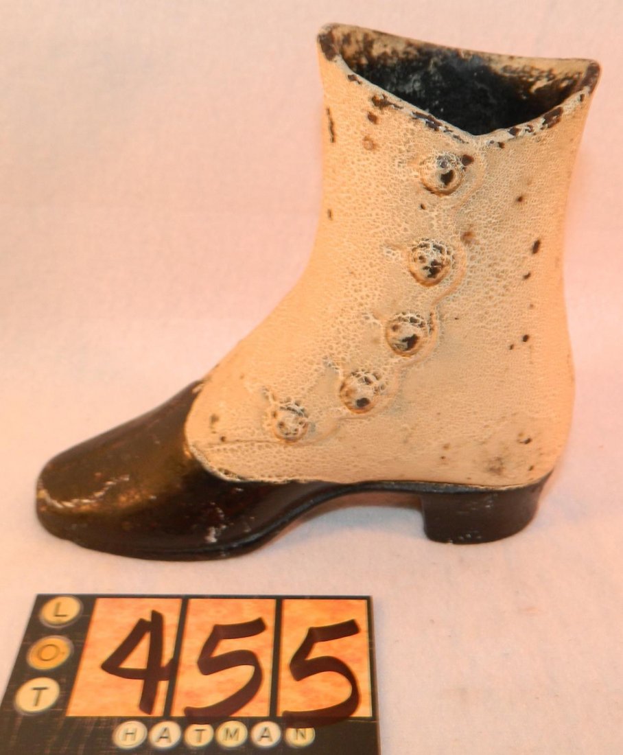 CAST IRON VICTORIAN BOOT DOORSTOP SHOE (1 of 2)