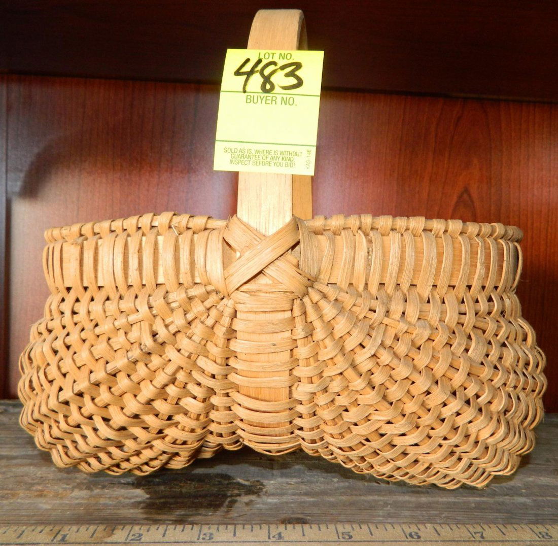 HANDMADE BASKET (1 of 1)