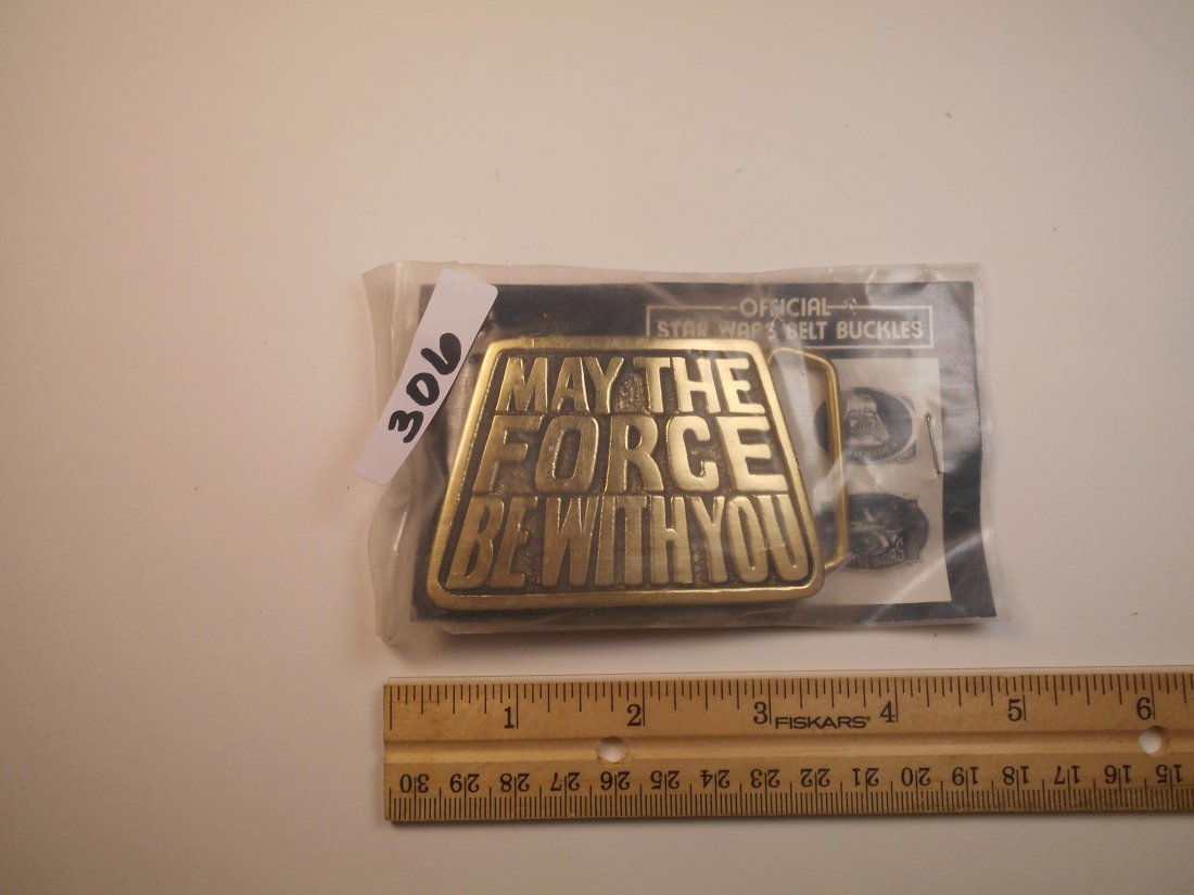 STAR WARS BELT BUCKLES ADVERTISING VINTAGE SOLID BRASS (1 of 2)
