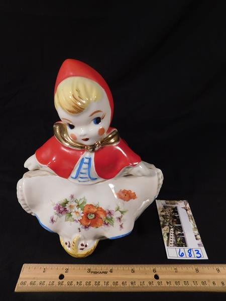 HULL LITTLE RED RIDING HOOD COVERED SUGAR BOWL: Please see photo for measurements and dimensions. Thank you for shopping at Hatman Auctions. This is the first of many online auctions that will feature one of the United States Largest collections of
