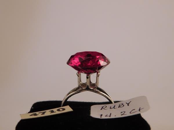 14.2CT LOOSE RUBY STONE GEM (1 of 3)