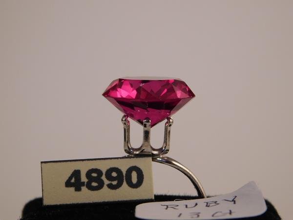 RUBY 13CT LOOSE STONE GEM (1 of 2)