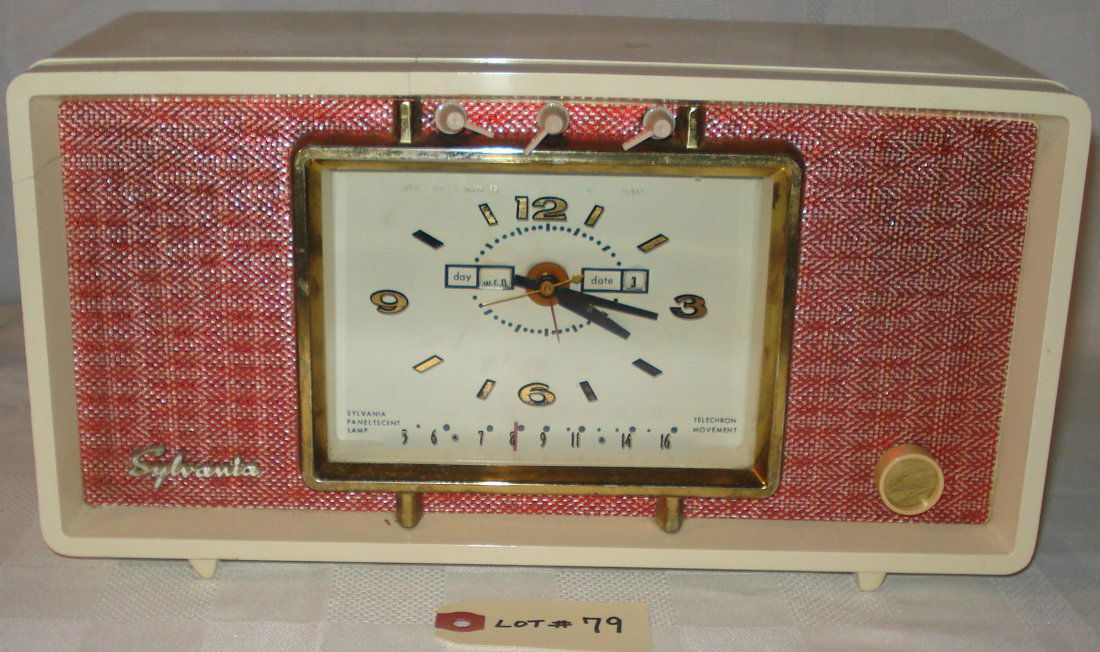 vintage Sylvania radio (1955)