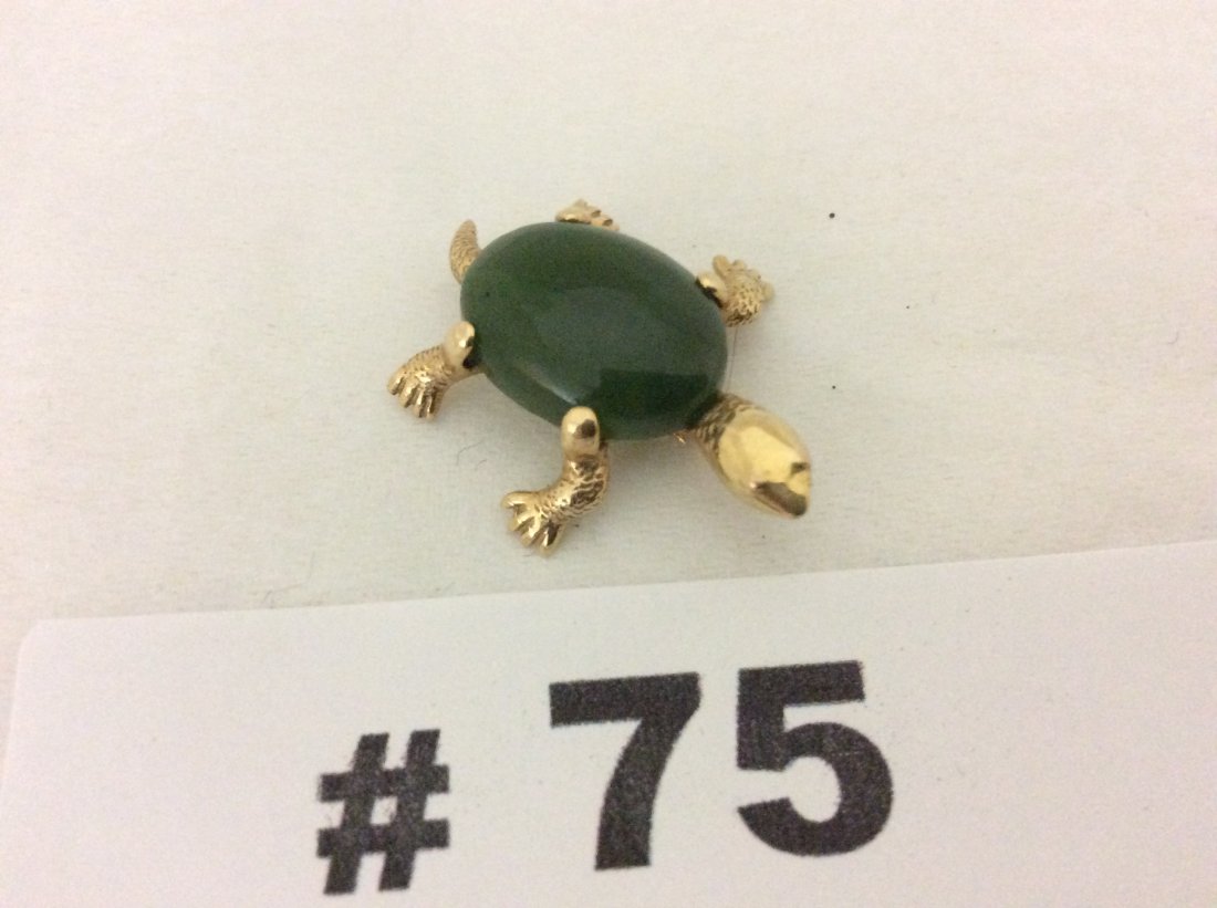 14 kt Yellow Gold Jade Turtle Brooch (1 of 3)