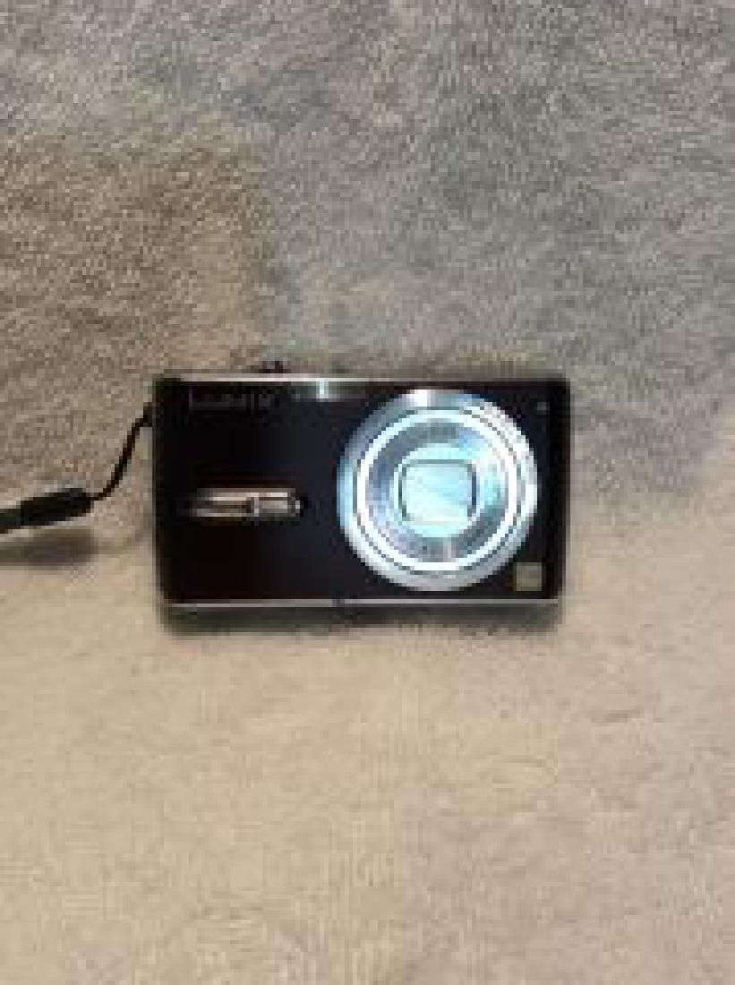 Panasonic Leica Lense Digital Camera in box Brown (1 of 3)