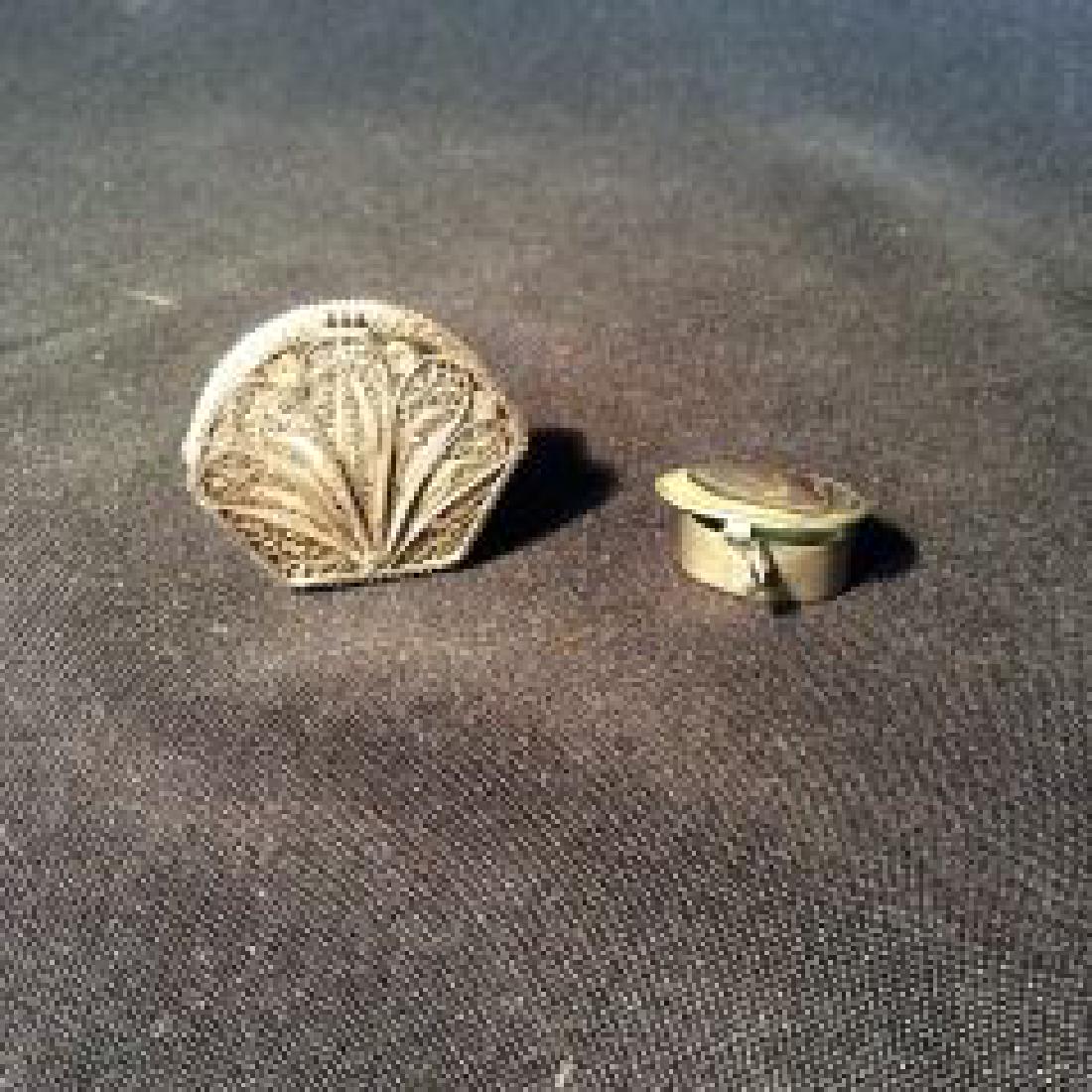 Filagree & Silver Pill Box w/ Mother of Pearl: Delicate pill fan with M.O.P.