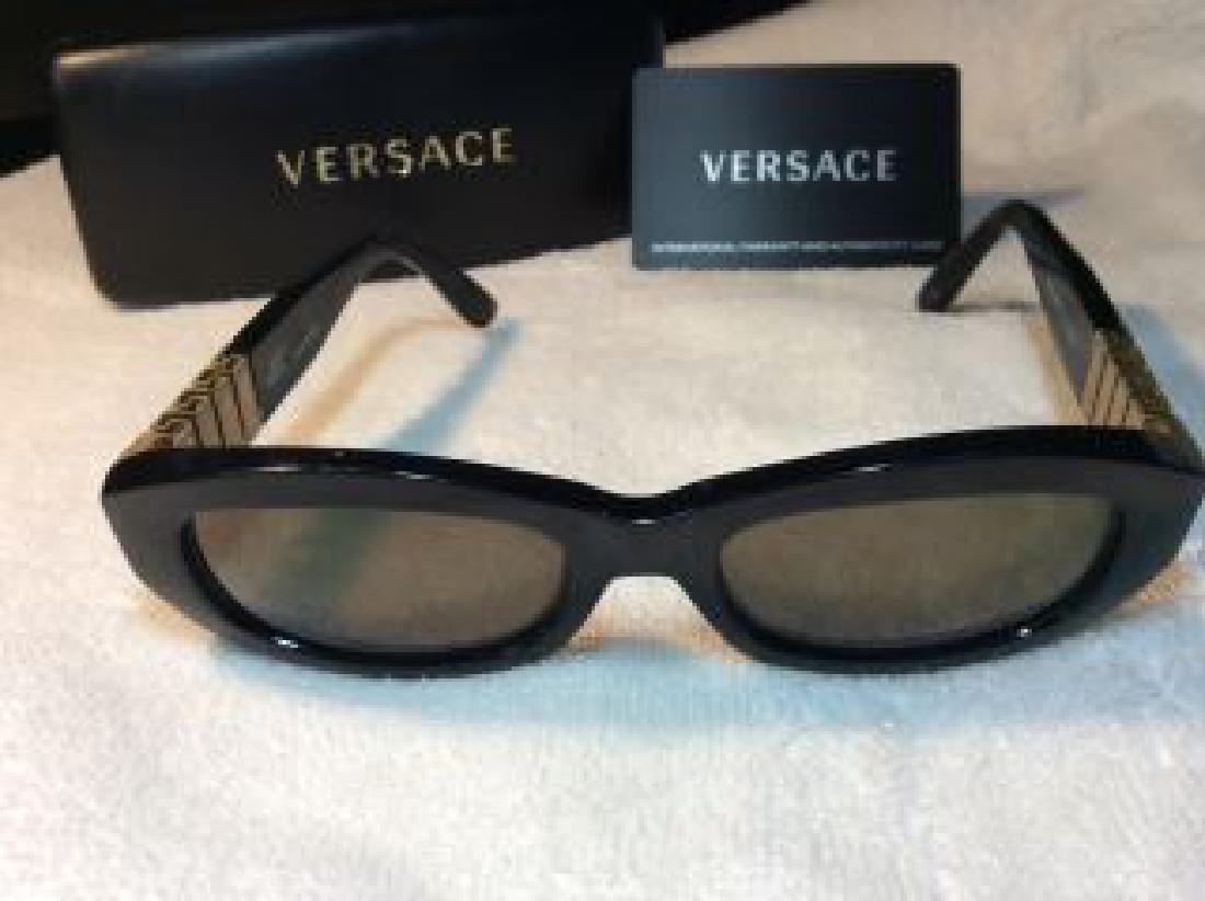 Versace Sunglasses Miodel # 481/B in case (1 of 4)