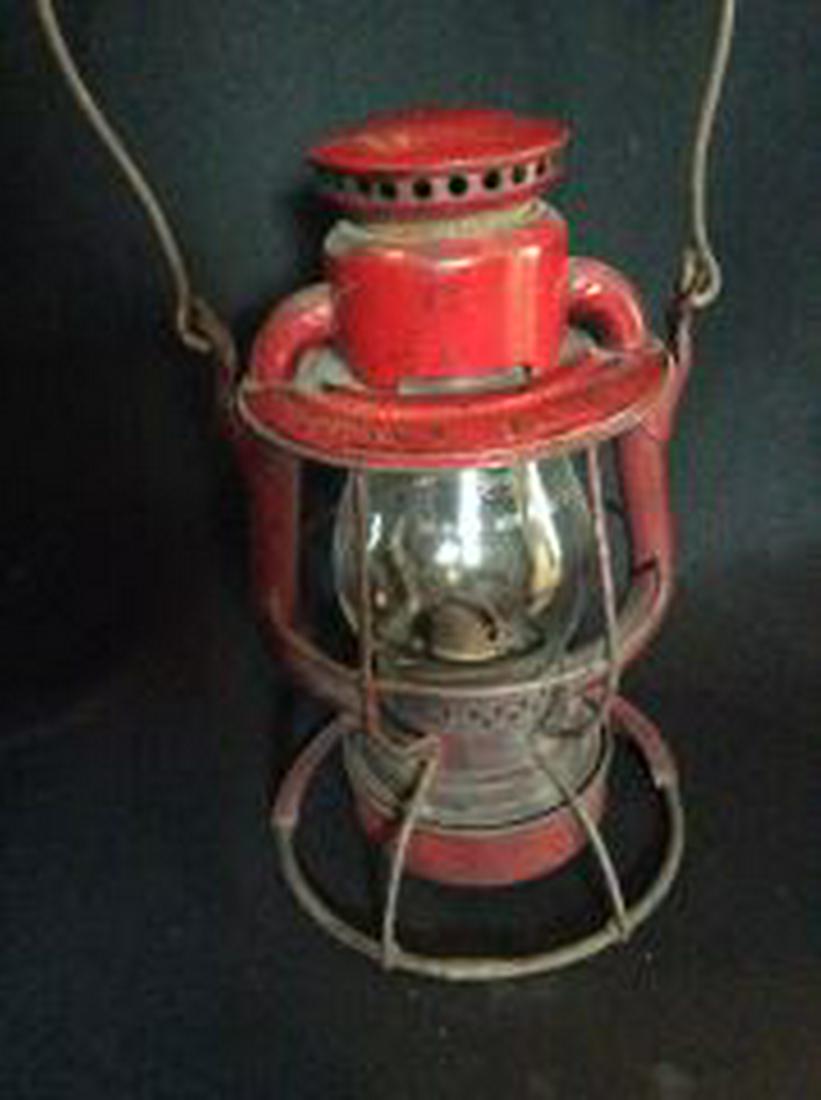 NY Central Railroad Lantern (1 of 6)