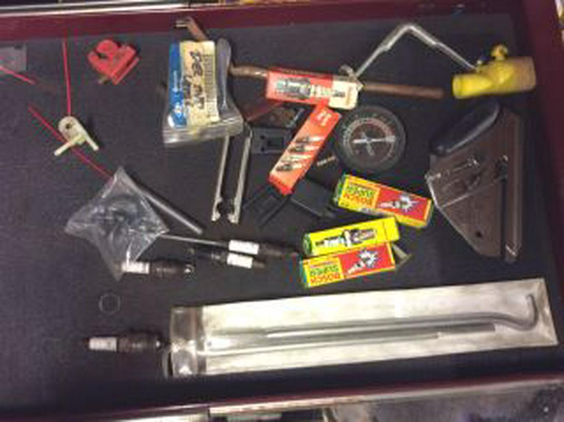 Looper Cutter & Spark Plugs Lot: .