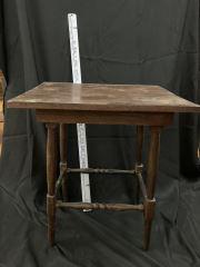 Early Tiger Oak Table Hand turned legs with supports. (1 of 3)