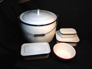 Early Kitchen Pots & Compartment Containers 5 pcs total (1 of 2)