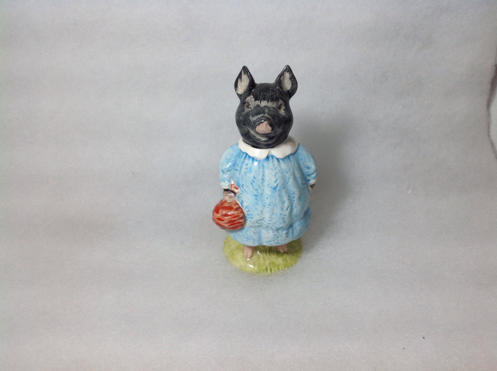 Beatrix Potter Pig Wig .: .