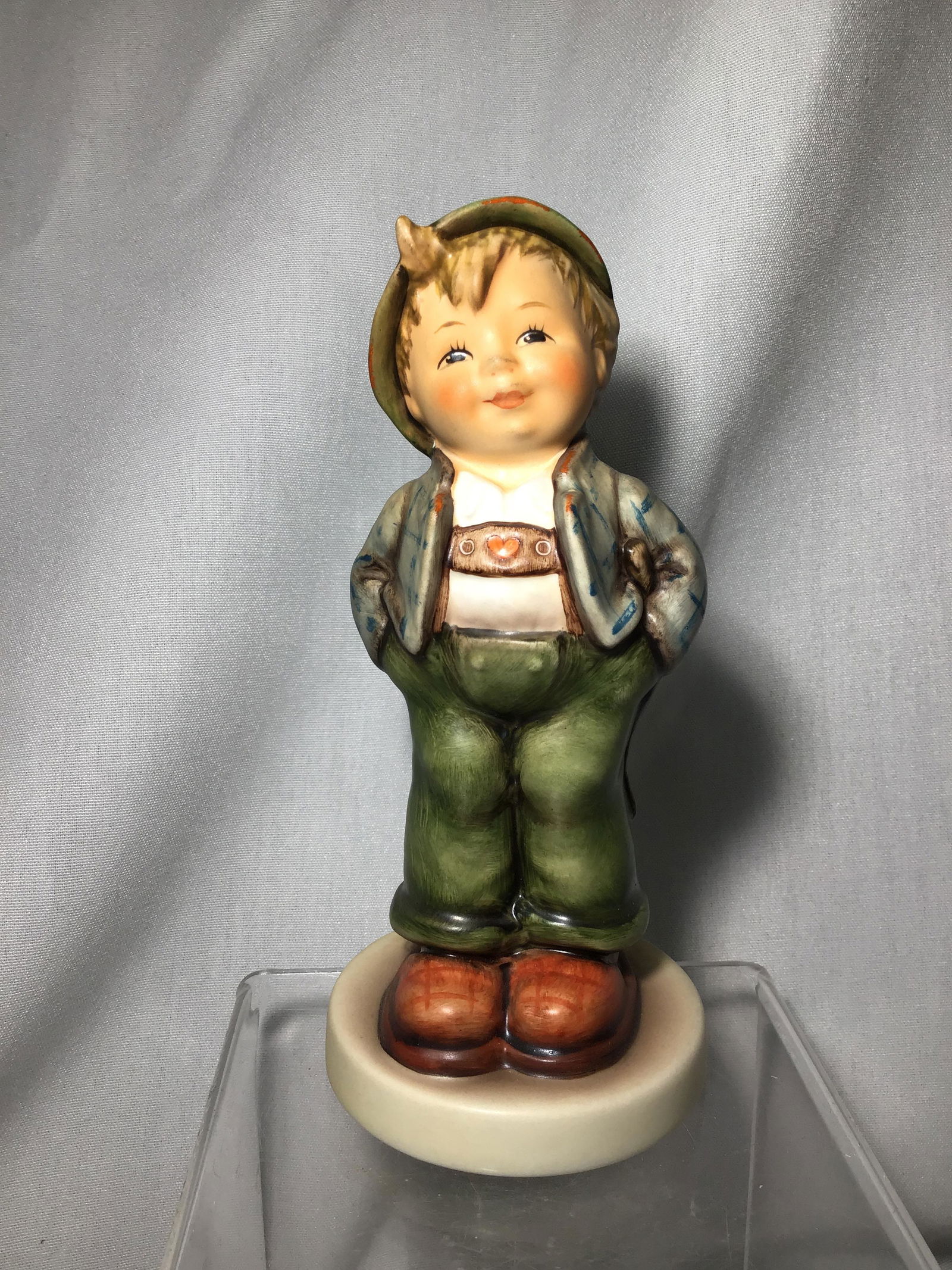 Hello World Hummel . (1 of 5)