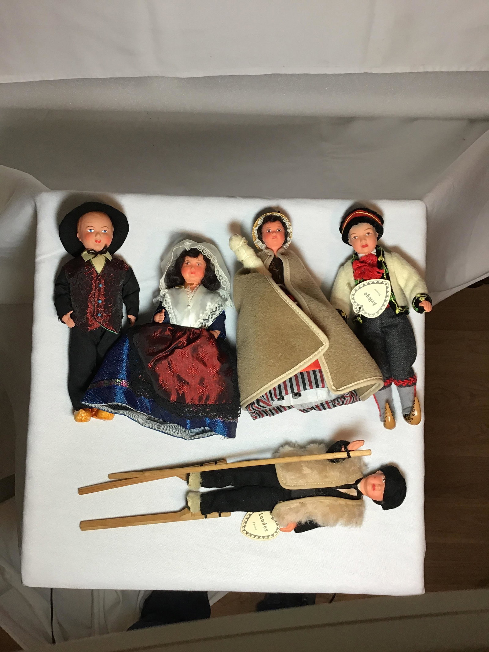 Hand Painted ale Minor Composite Dolls: .