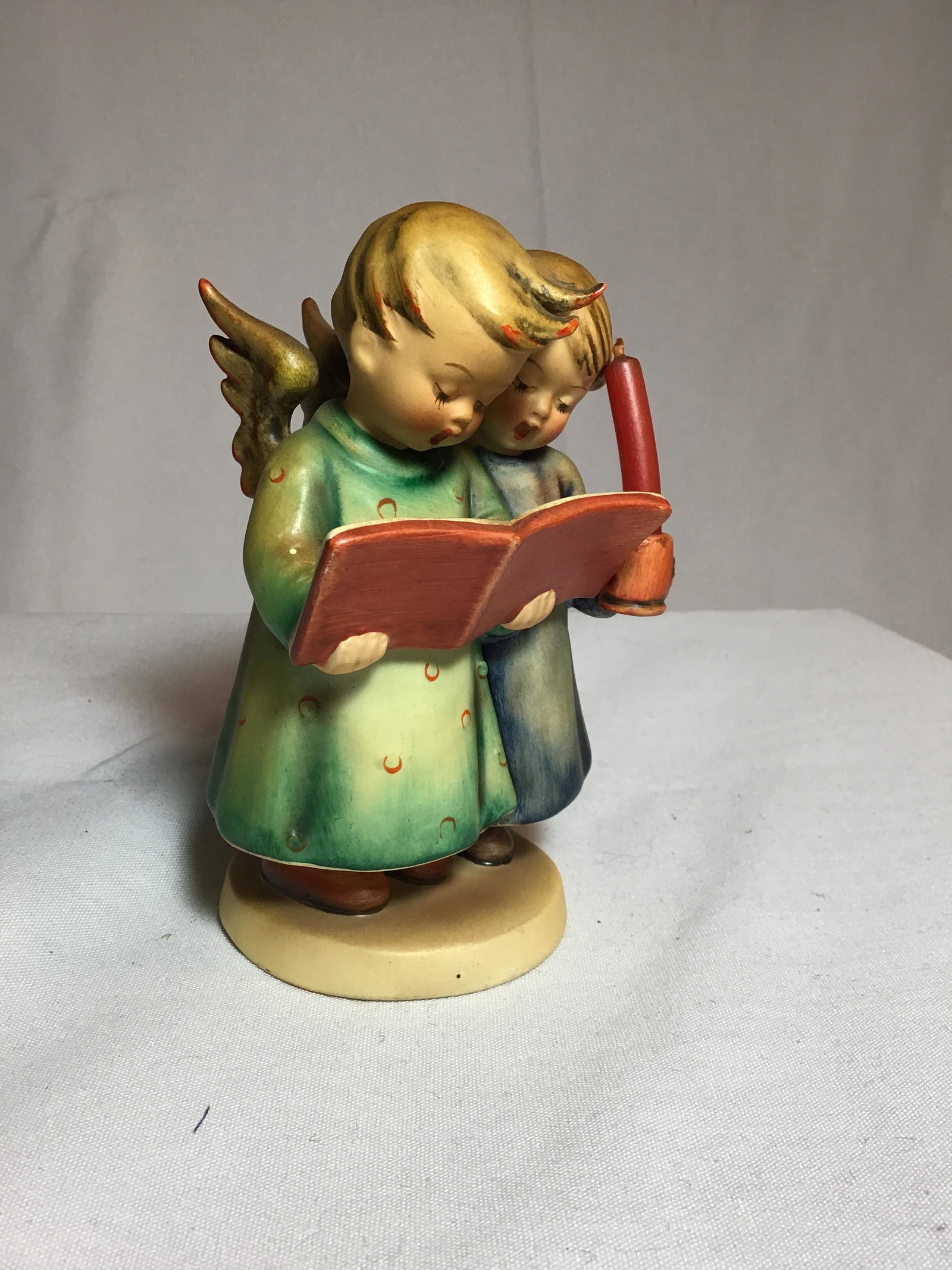 Two Angels Hummel 5?Â 193: .