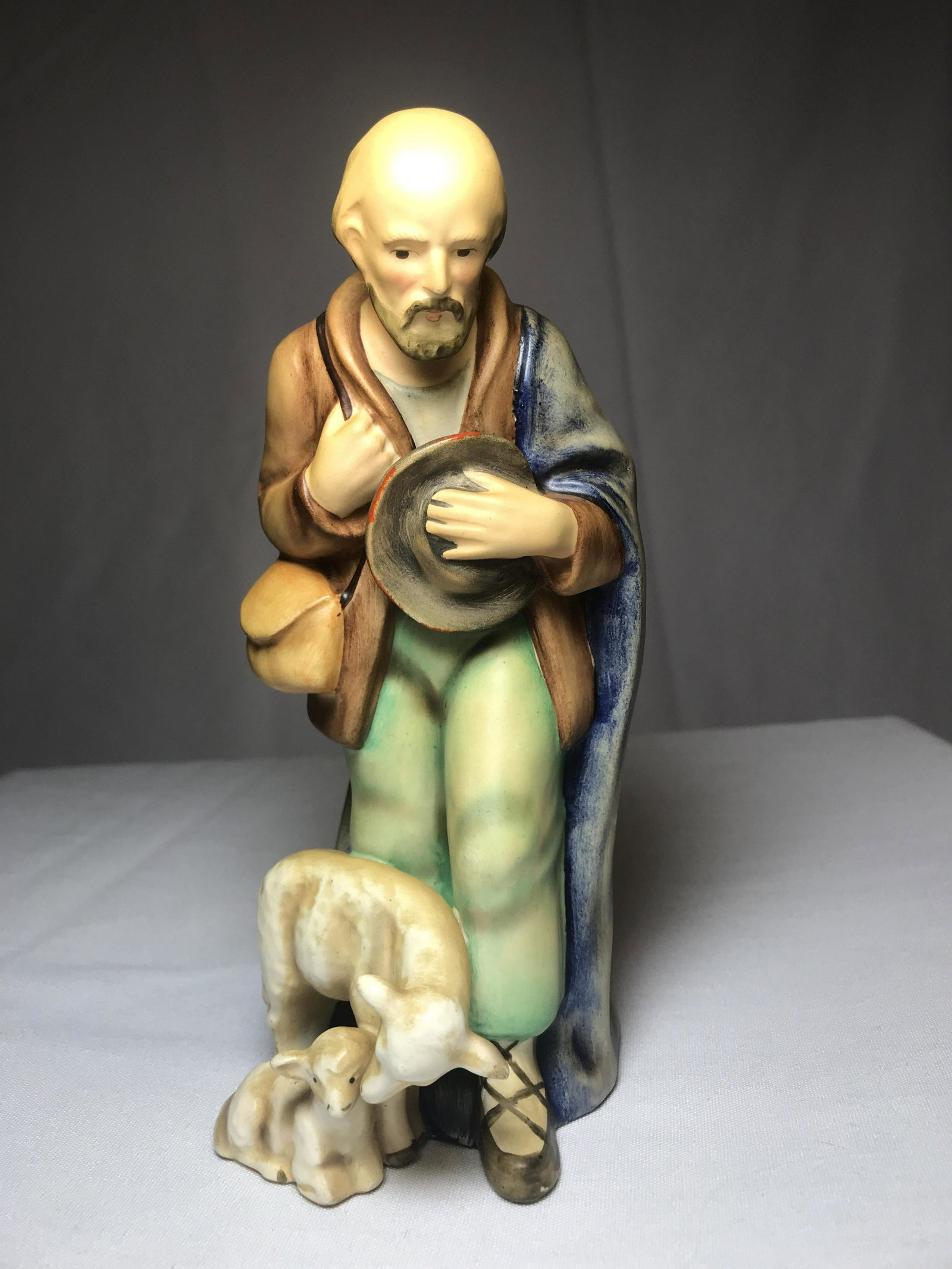 Hummel manger scene figurine #214F: .