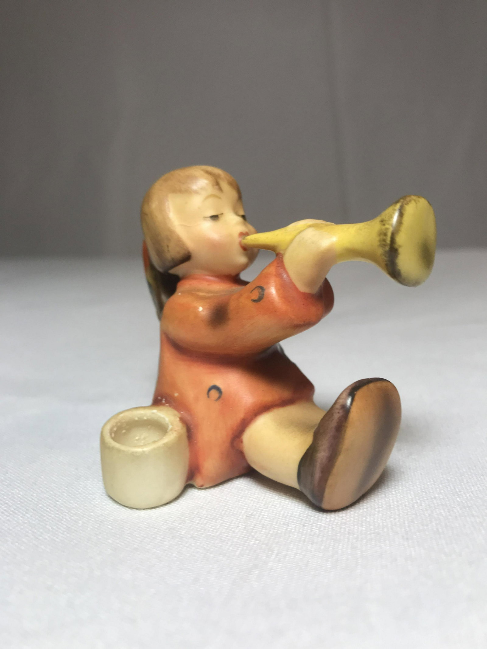 Hummel sitting angel candleholder 2.5?Âtall: .