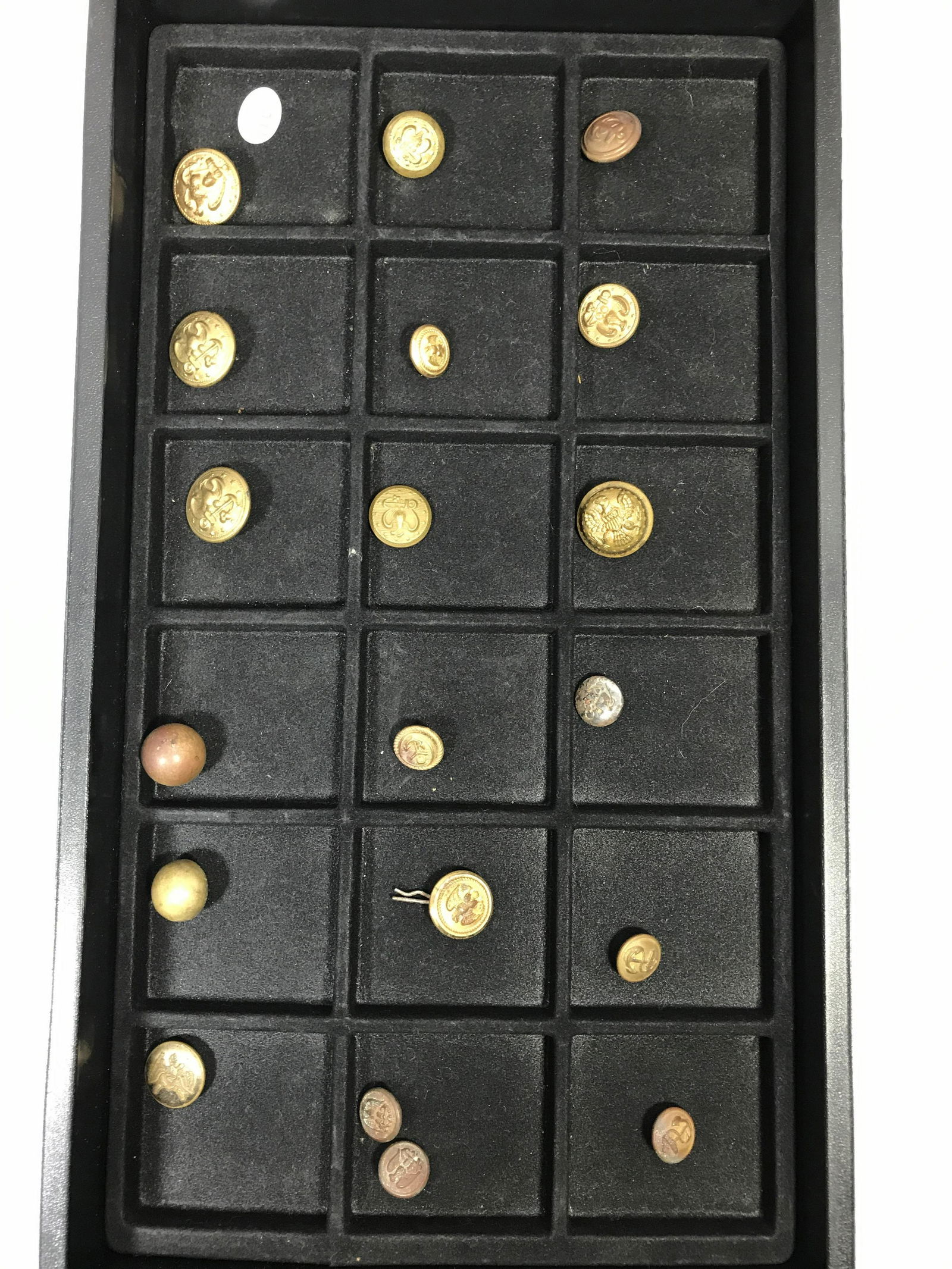 Civil War, WWI Buttons Unmatched Pairs and sets Nice (1 of 13)