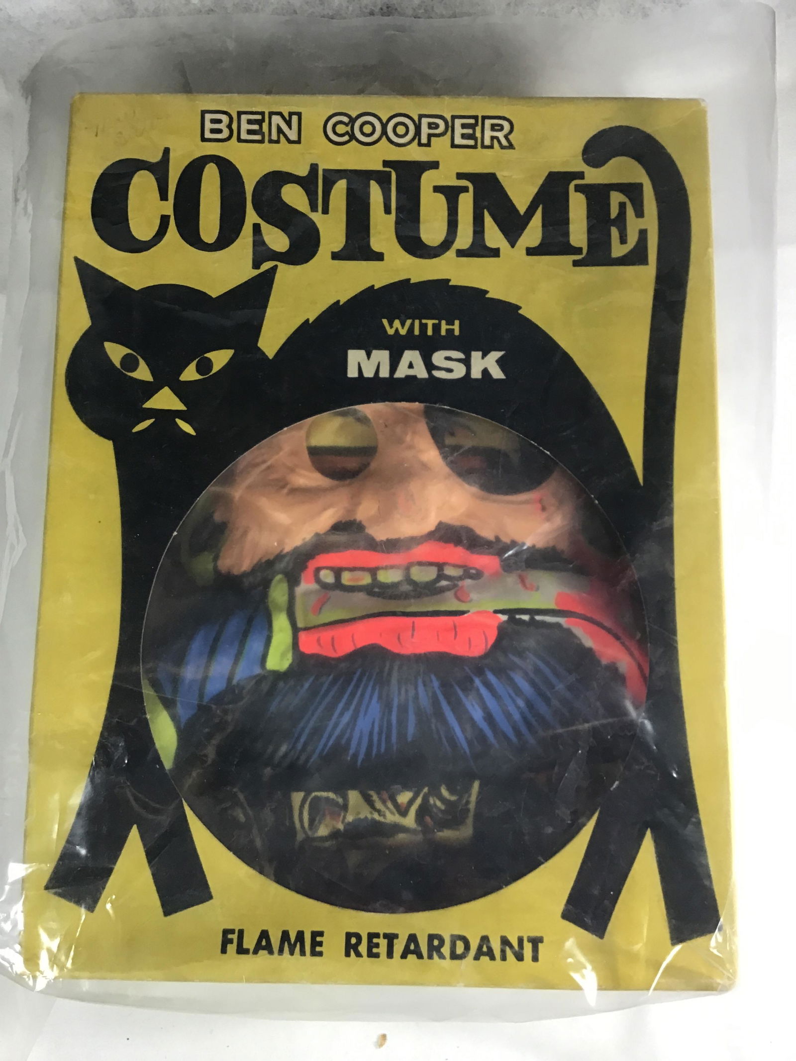 Ben Cooper Costume Pirate . (1 of 8)