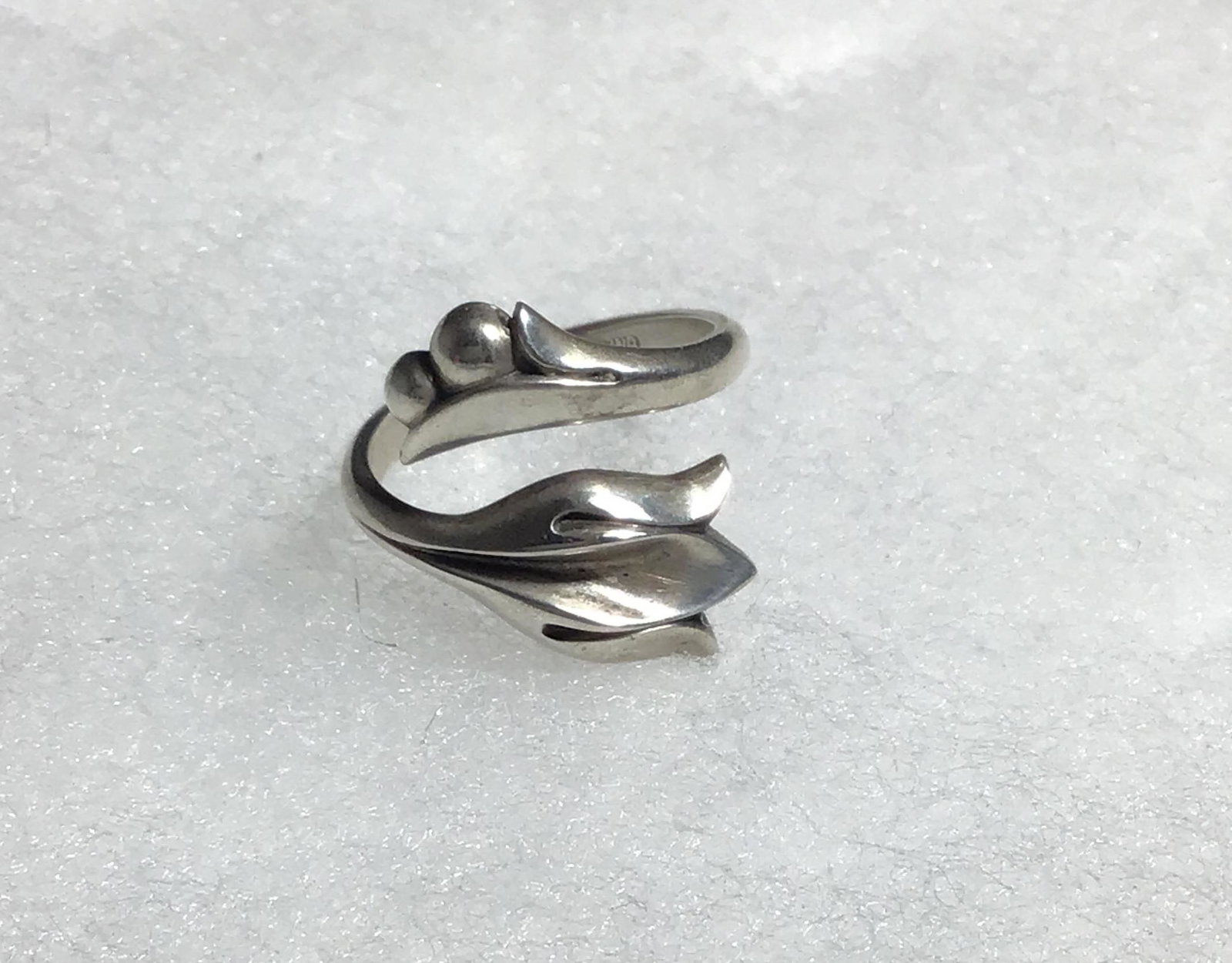 Sterling Avon Floral Ring Ring size 7.5, Scandanavian: Ring size 7.5, Scandanavian Design