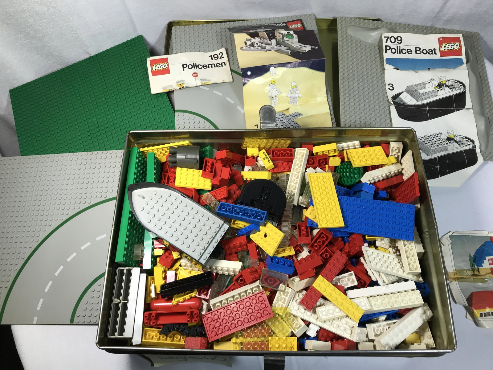 Lego Large Collection Police boat, policemen and space (1 of 5)