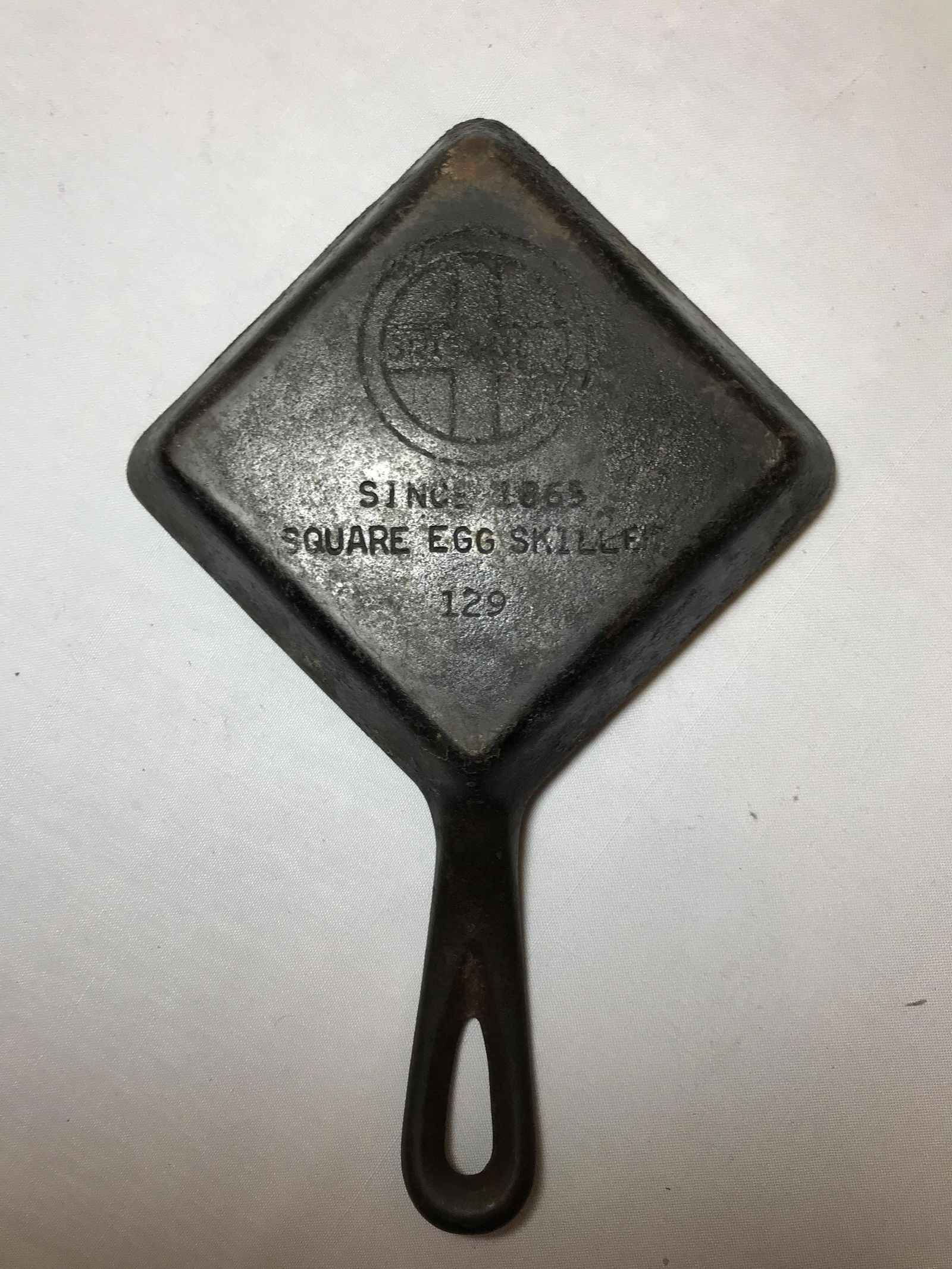 Griswold Square Egg Skillet .Small Sized skillet (1 of 2)
