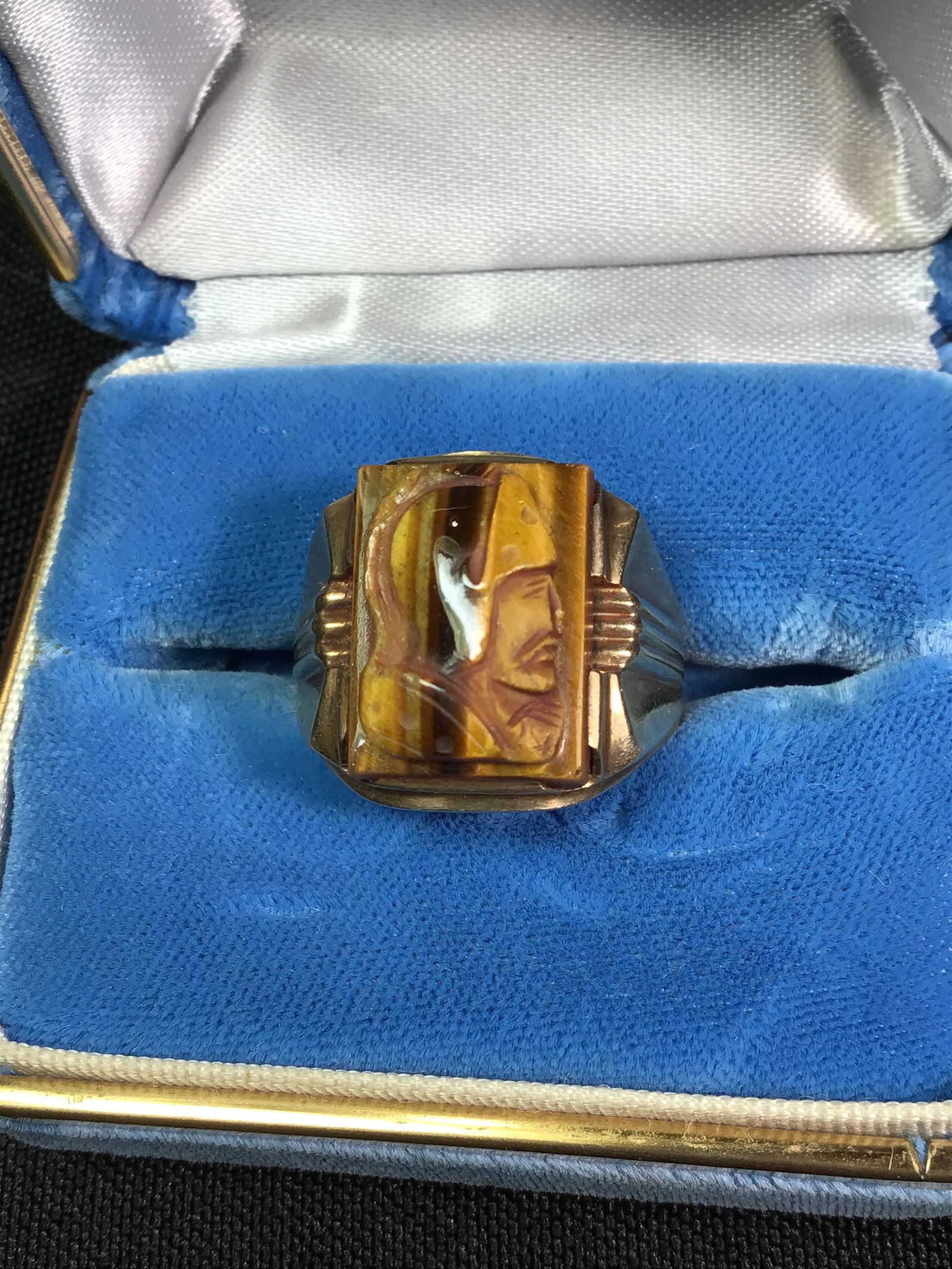 Tiger Eye Knight Cameo 10k Gold Ring Ring size 9.5 (1 of 5)