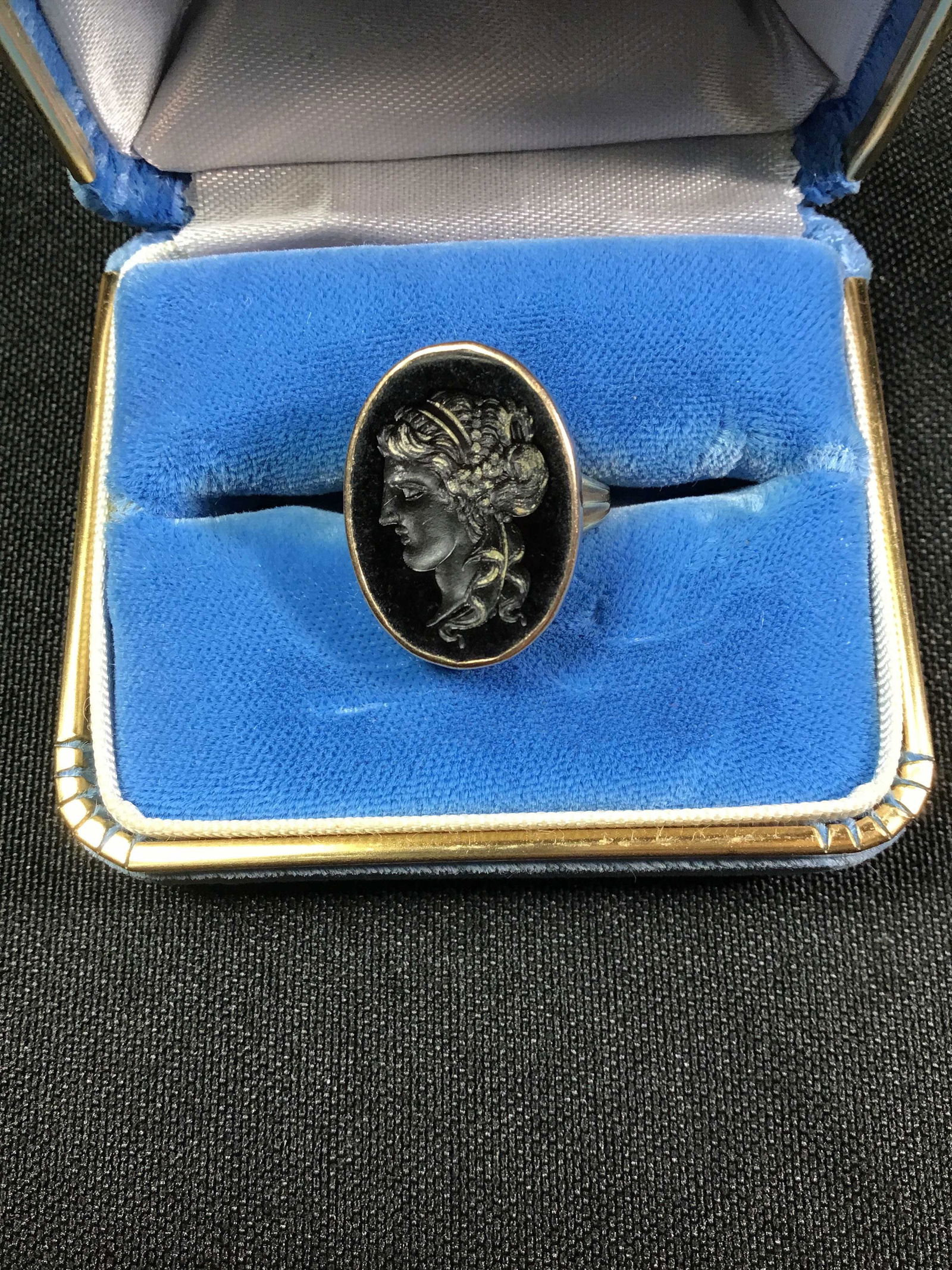 Vintage 10k Gold Cameo Ring Ring size 6.5 (1 of 5)