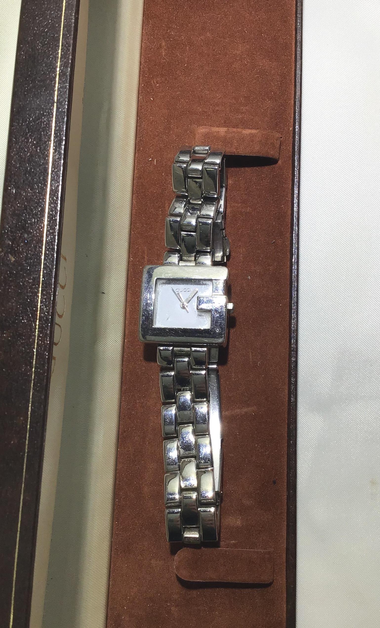 Gucci G Shaped Wristwatch Silver Dial Unisex  watch (1 of 8)