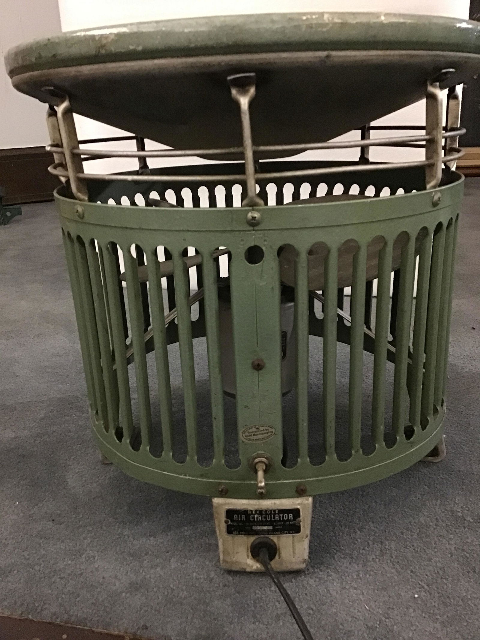 Vintage Rex Cole Air Circulator Fan Model 12C (1 of 7)