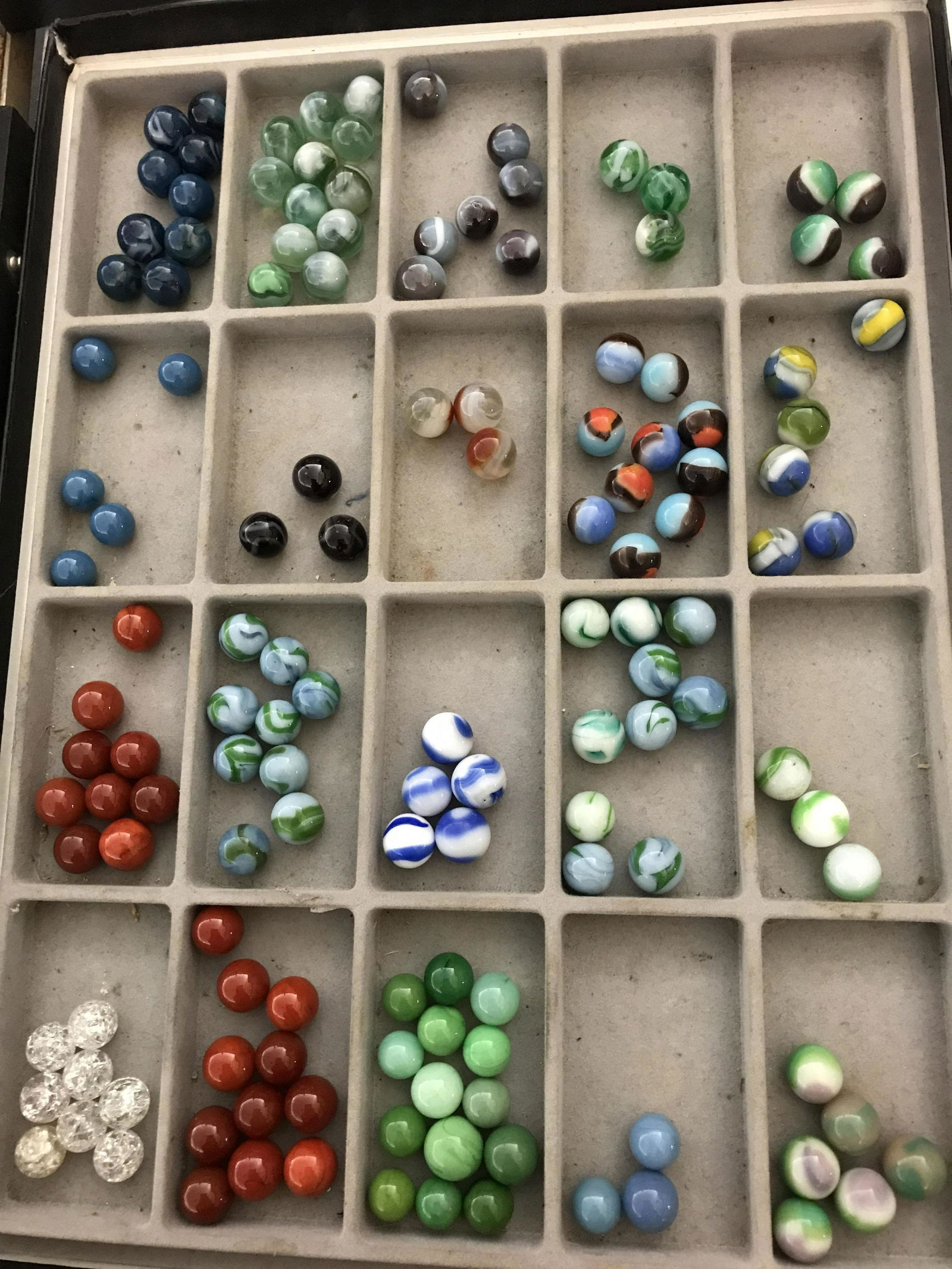 Vintage Machine Age Marble Lot 93 marbles in very good (1 of 6)