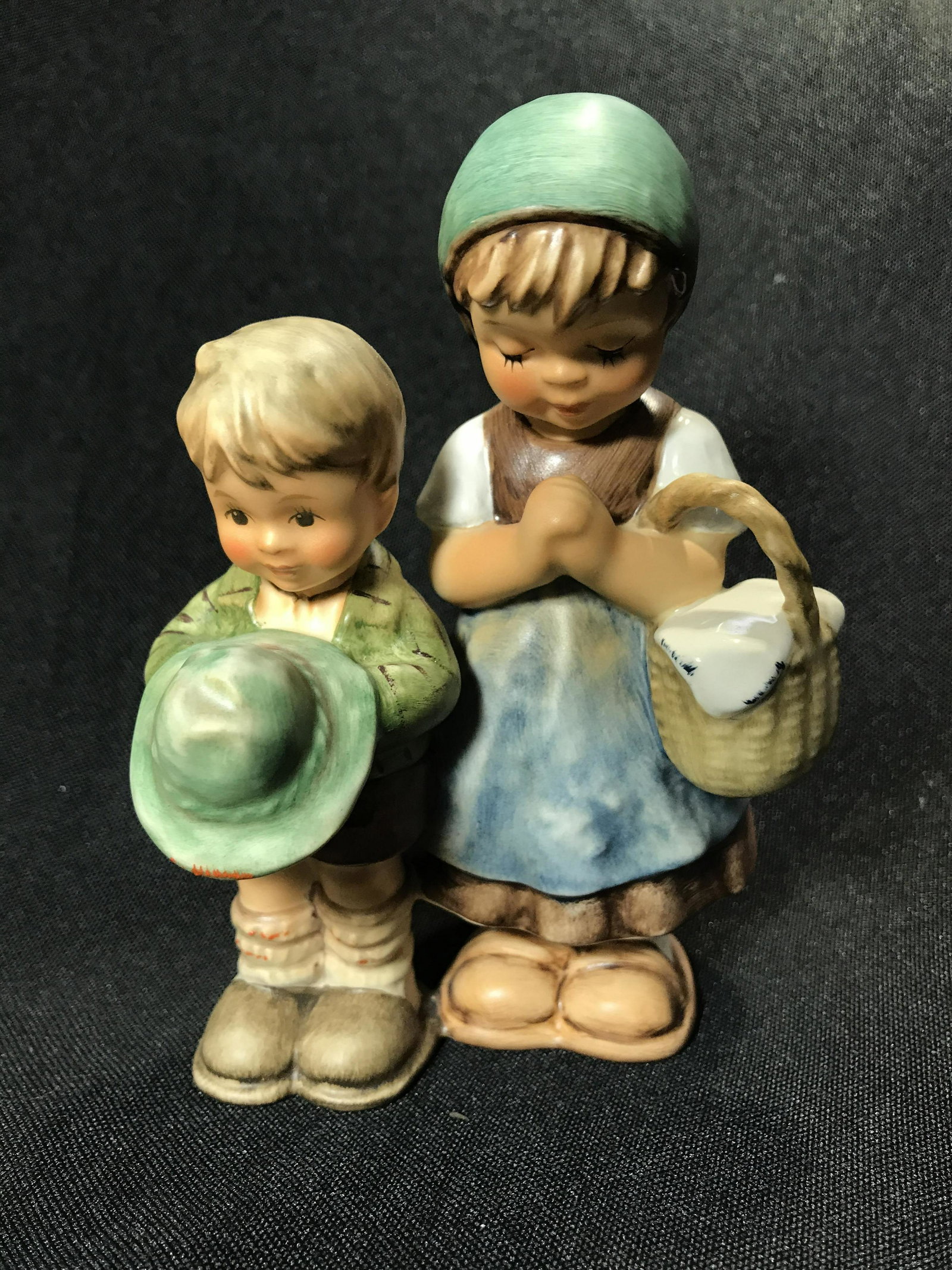 Adoring Children Hummel #903 .: .