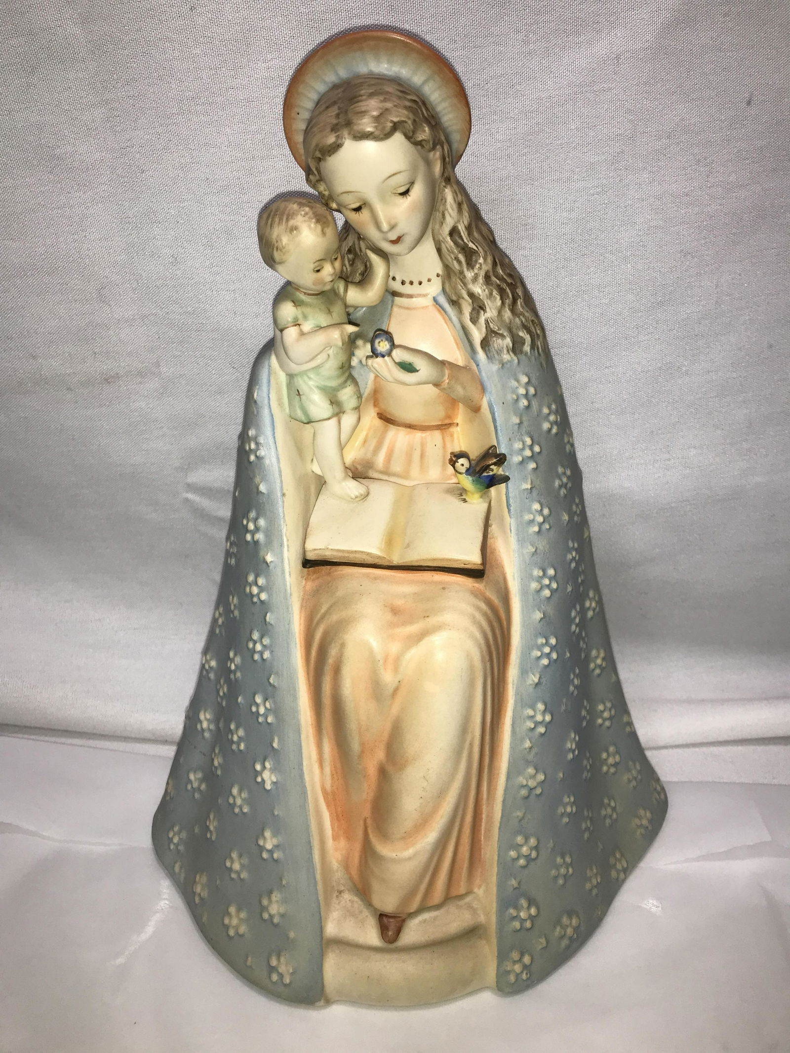 Flower Madonna and Child Hummel Goebel Hummel 10/1 Measures 9 inches tall (1 of 9)