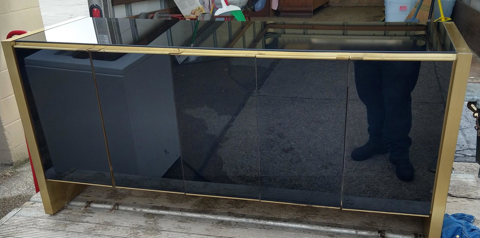 Credenza Server .: .