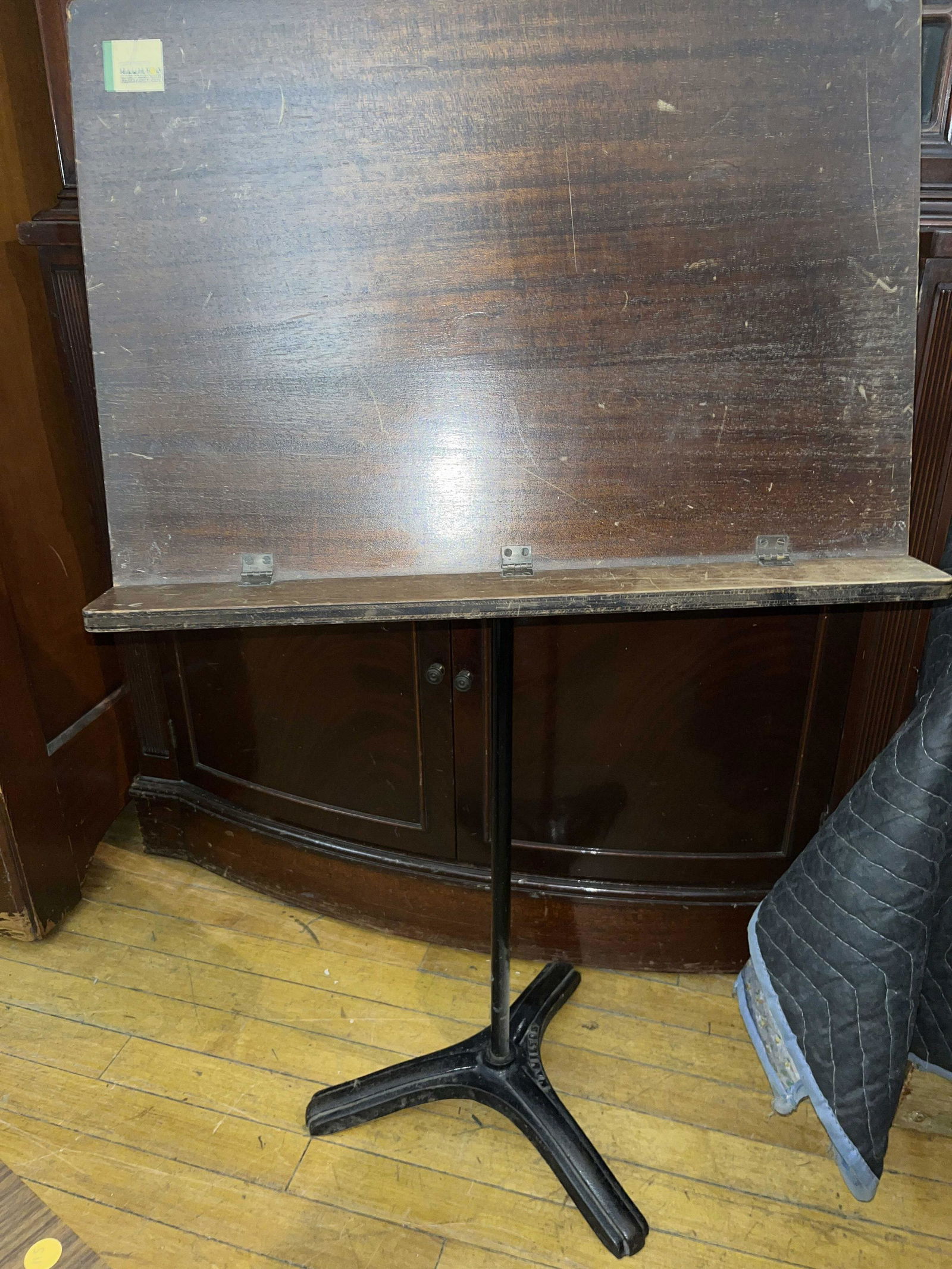 Vintage Hamilton Music Stand with Unbreakable Base Measures 56" tall at tallest (1 of 7)