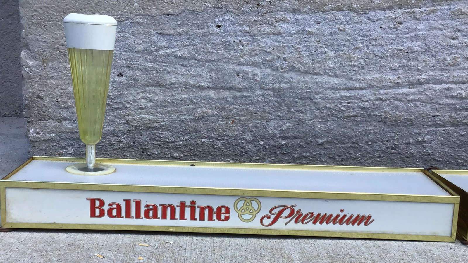 Vintage Ballentine premium beer light set of two measures to be 24â€ x 6 1/2â€ x 11â€ (1 of 5)