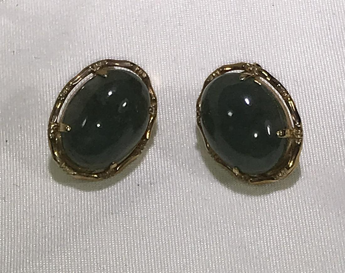 Vintage Jade & 18kt Yellow Gold Earrings . (1 of 5)